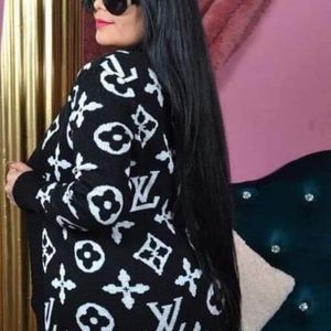 Womens cardigan with fur